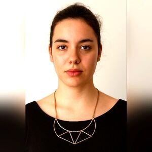 Chic Gold Statement Necklace